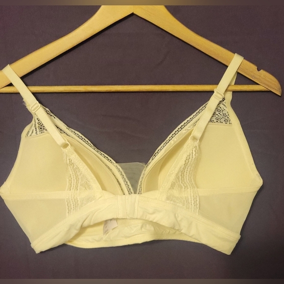 Auden Cream Lace Bra - Picture 2 of 3